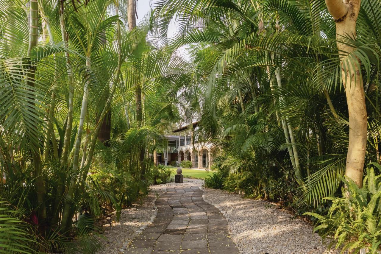 Anticavilla Hotel Restaurante & Spa (Adults Only) Cuernavaca Buitenkant foto