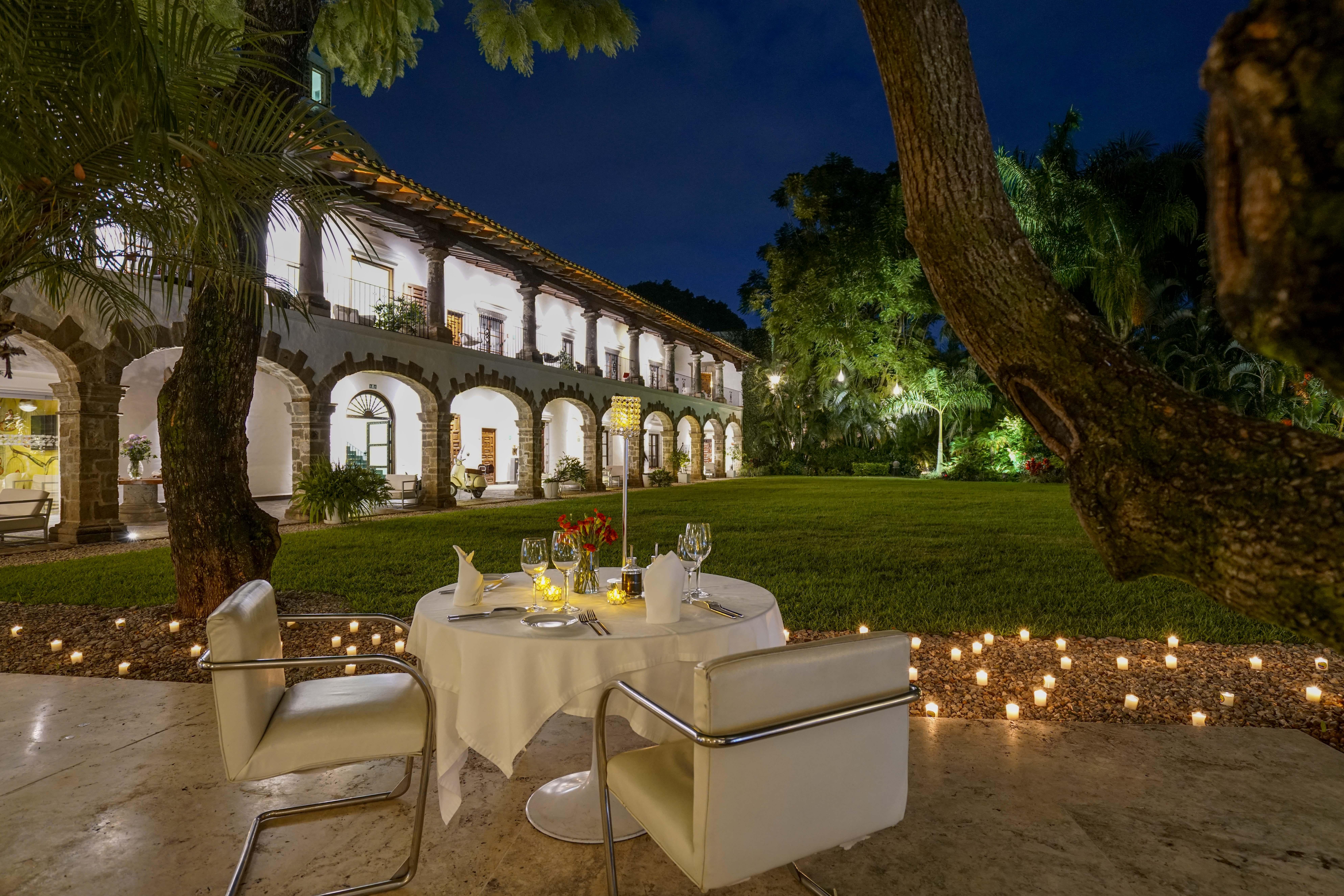Anticavilla Hotel Restaurante & Spa (Adults Only) Cuernavaca Buitenkant foto